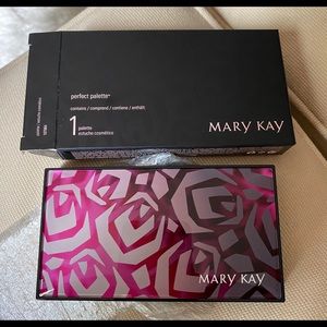 Mary Kay perfect palette new in package